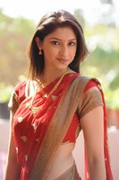 Tanvi Vyas Saree Photos